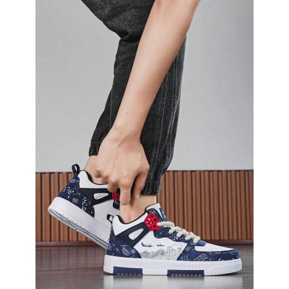 Size 11 men’s sneakers, high-top, strap, random print, flat sole, casual style - Picture 8 of 9